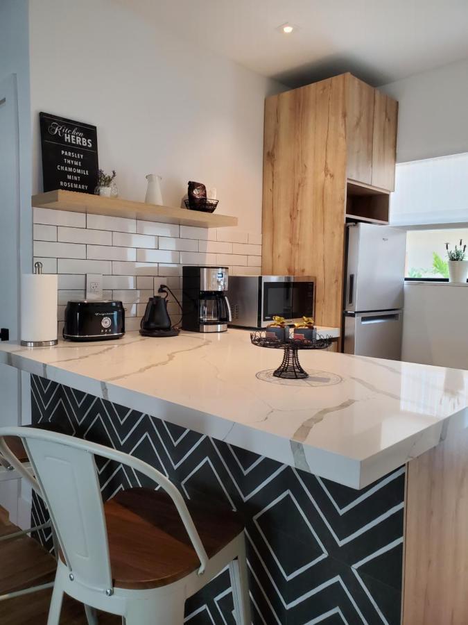 Casa Cuba In Little Havana, Brickell, Calle 8 And 10 Minutes To The Beach Free Parking Μαϊάμι Εξωτερικό φωτογραφία